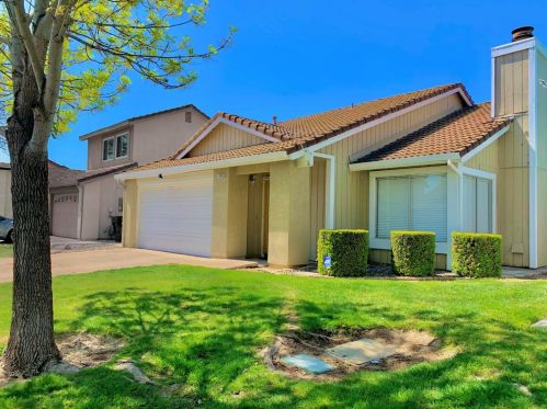 1205 Courtney Way, Modesto, CA 95358-1446