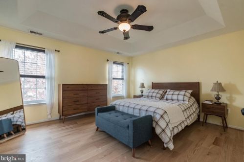 228 Lord Fairfax St, Charles Town WV  25414-2607 exterior