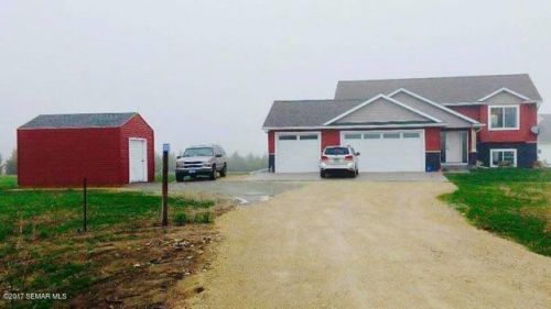 25173 727th St, Hayfield, MN 55940-8558