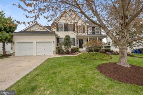 25 Thornhill Dr, Lumberton Township, NJ 08048-5049