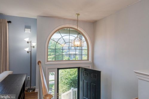 673 Royal Vw Dr, Lancaster PA  17601-2873 exterior