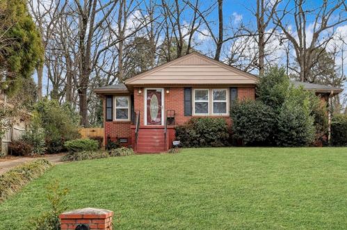 2064 Edgemore Dr, Atlanta GA  30316-2631 exterior