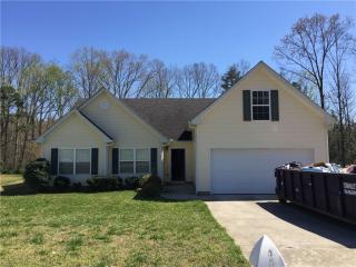 3361 Vale Cir, Gainesville, GA 30507-9498