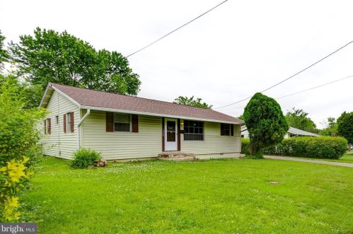 13505 Wood St, Woodbridge, VA 22191-1322