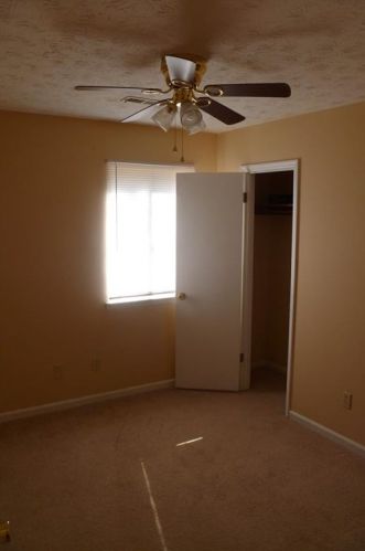 6627 Bent Crk Dr, Rex GA 30273-2102 exterior