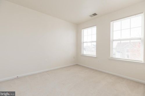 67 Barksdale Dr, Charles Town WV 25414-5616 exterior