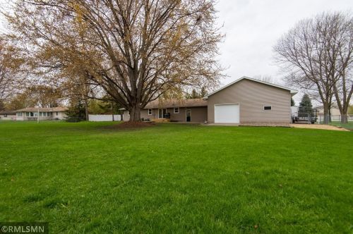 3525 Red Wing Blvd, Hastings, MN 55033-3661