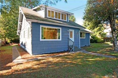 18511 Harris Ave, Suquamish, WA 98392-9697
