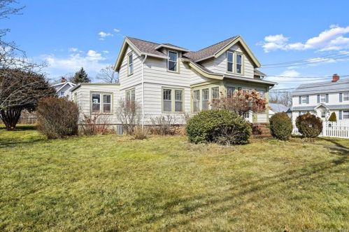 1604 New Haven Ave, Milford, CT 06460-8222