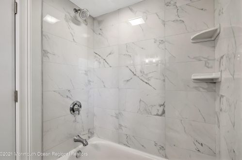 22 Stanford Dr, Hazlet NJ  07730-2314 exterior