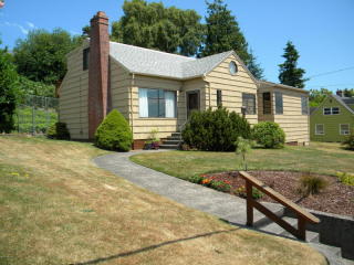797 Florence Ave, Tongue Point, OR 97103-5832