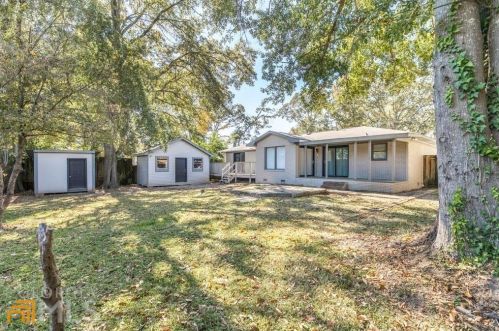 215 Highland Dr, Warner Robins GA  31088-6003 exterior