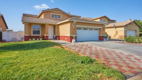 11748 Justine Way, El Mirage, CA 92301-3762