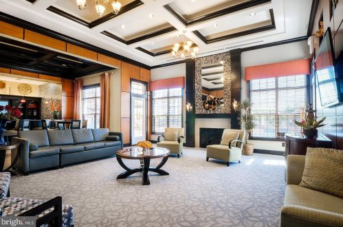 85 Dakota Dr, Trenton NJ  08619-2079 exterior