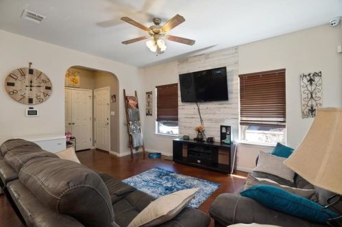 4514 Credo Ln, Austin TX  78725-2928 exterior