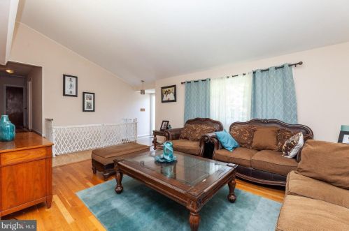 10883 Lockwood Dr, Silver Spring MD  20901-4531 exterior