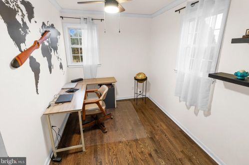 48 Calvin Unger Ln, Berkeley Springs WV 25411-5181 exterior