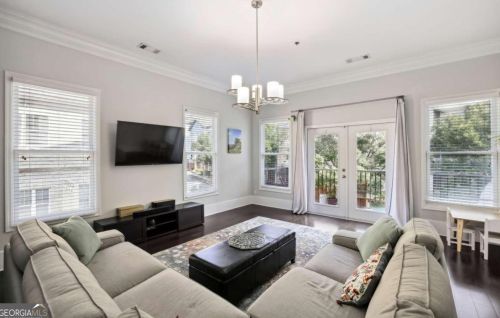 745 Fountainhead Ln, Atlanta, GA 30324-6284