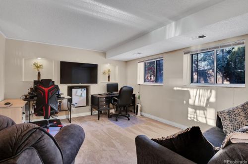 18149 Asbury Dr, Aurora CO 80227-2306 exterior