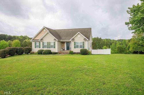 54 Oak Run, Rock Spring, GA 30739-2488