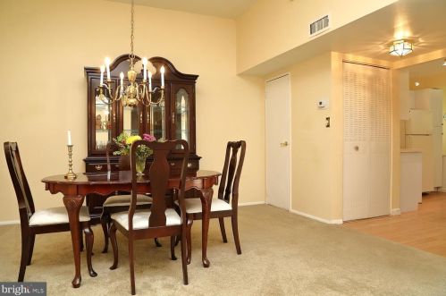 59 Valleybrook Dr, Lancaster PA  17601-4612 exterior