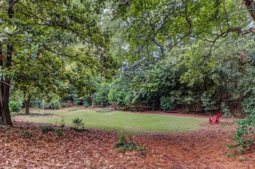 2 Emma Ln, Atlanta GA  30342-3836 exterior