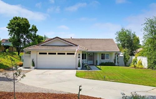 3237 Calle Vallarta, Carlsbad, CA 92009-9310