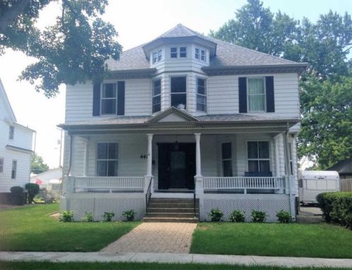 442 Center St, Paxton, IL 60957-1346
