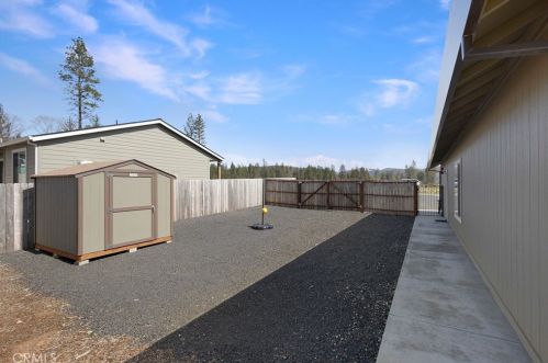 1715 Ellis Dr, Paradise CA  95969-5529 exterior