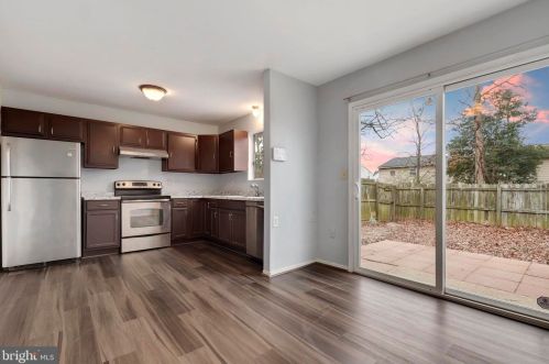 802 Sledgehammer Dr, Fredericksburg, VA 22405-1239