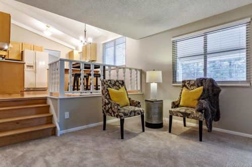 6117 Locust St, Englewood CO 80112-1324 exterior