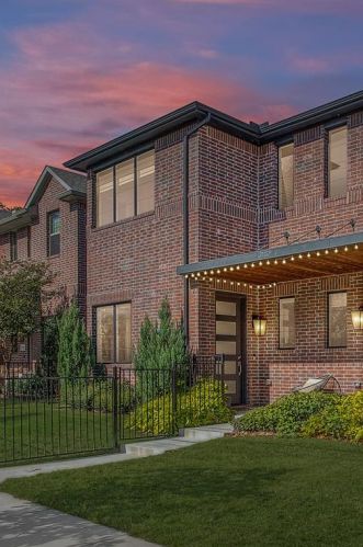 5118 Slate St, Fort Worth, TX 76114-4325