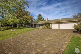 722 Valley Vista Dr, Camarillo, CA 93010-1072