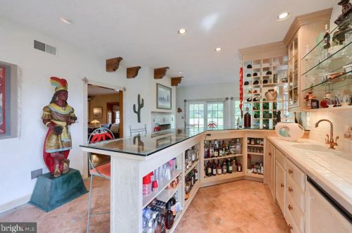 1991 Pickering Trl, Lancaster PA 17601-4972 exterior