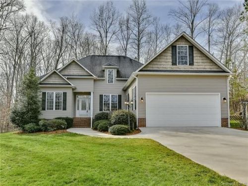 214 Hedgecrest Ln, York, SC 29745-4502