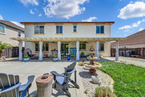 5077 Ellis Godfrey Dr, Fairfield CA  94533-8959 exterior
