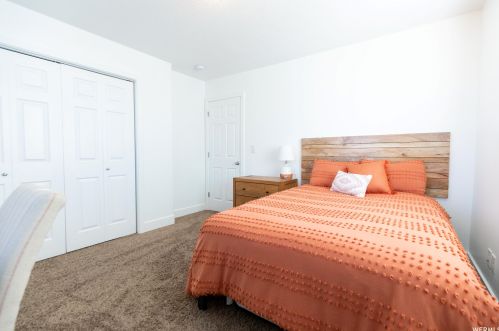 165 400, Smithfield UT 84335-1350 exterior