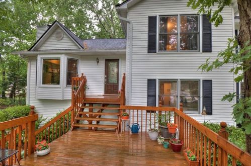 425 Woodfern Ct, Holly Springs, GA 30115-8298