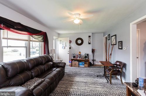 924 Rolridge Ave, Lancaster PA  17603-5739 exterior