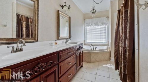 838 Hidden Lakes Trl, Jefferson GA  30549-1868 exterior