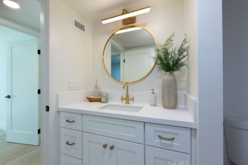 5812 Carbeck Dr, Huntington Beach CA  92648-1009 exterior