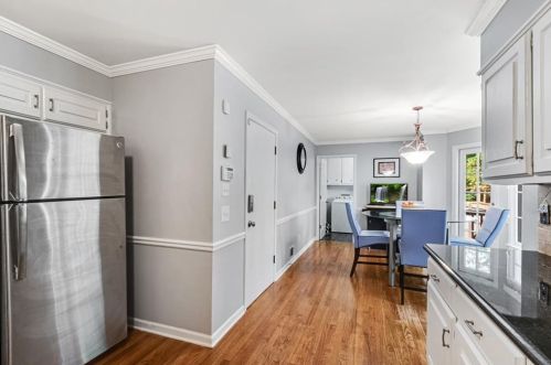 2976 Four Oaks Dr, Atlanta GA  30360-1752 exterior