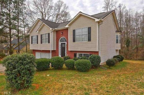 285 Overlook Dr, Porterdale, GA 30016-8823