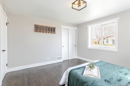 2010 47th Ave, Denver CO  80211-1224 exterior