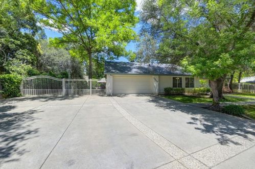 5940 Long Acres Ct, Fair Oaks, CA 95628-2629