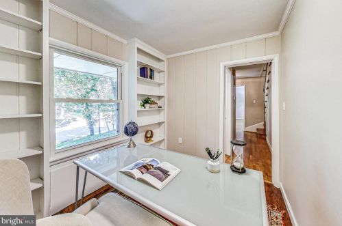 9701 Brunett Ave, Silver Spring MD 20901-3235 exterior