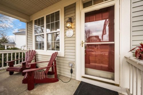 314 Red Sky Dr, Saint Charles, IL 60175-6561