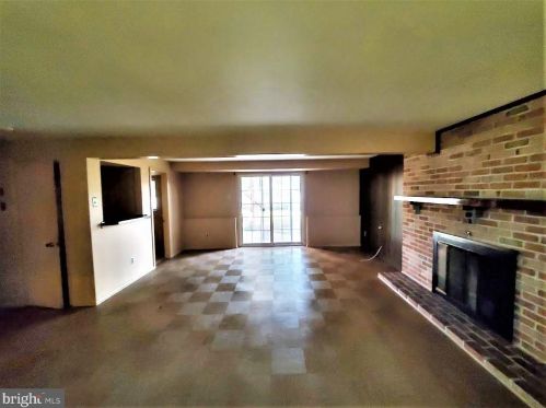 776 Wyngate Rd, Somerdale, NJ 08083-2413