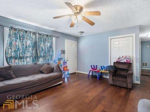 2354 Woodland Dr, Kennesaw, GA 30152-3434