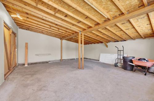 4369 Logan St, Englewood CO  80113-5820 exterior